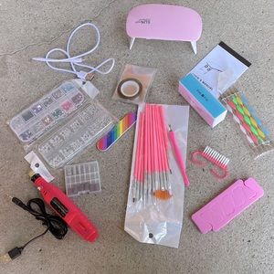 BRAND NEW Nail Kit